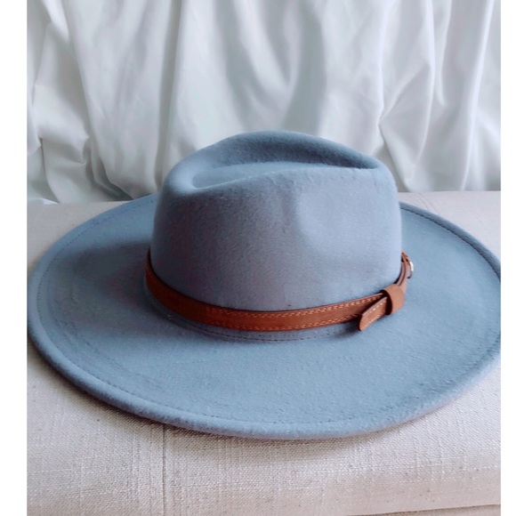 gray/ blue hat NWOT - Picture 2 of 3